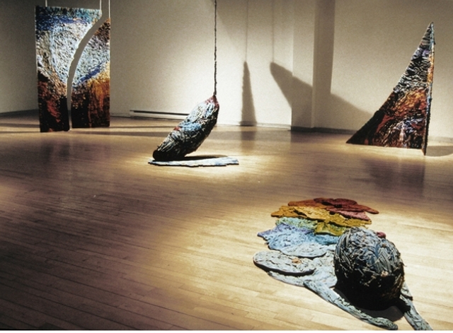 Sculptures textiles, exposition de Diane T. Tremblay textile1.jpg